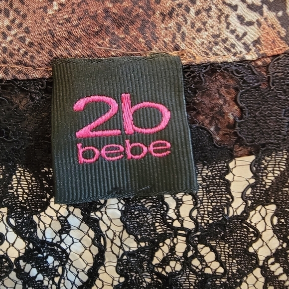 2B Bebe Sheer Snake Skin Print Button Blouse Size XS - Picture 4 of 6